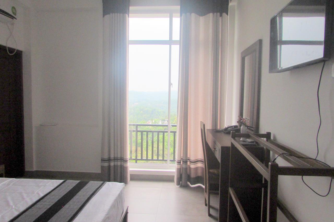 Red Chillies Tourist Inn Kandy Dış mekan fotoğraf