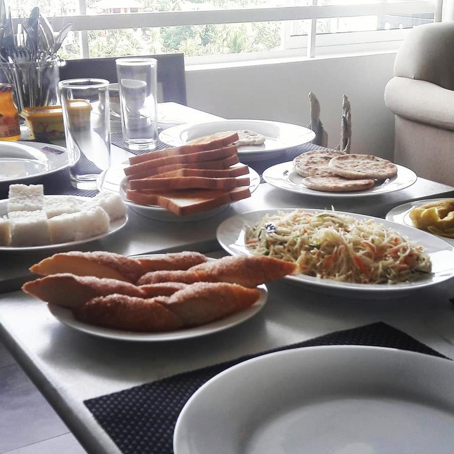 Red Chillies Tourist Inn Kandy Dış mekan fotoğraf