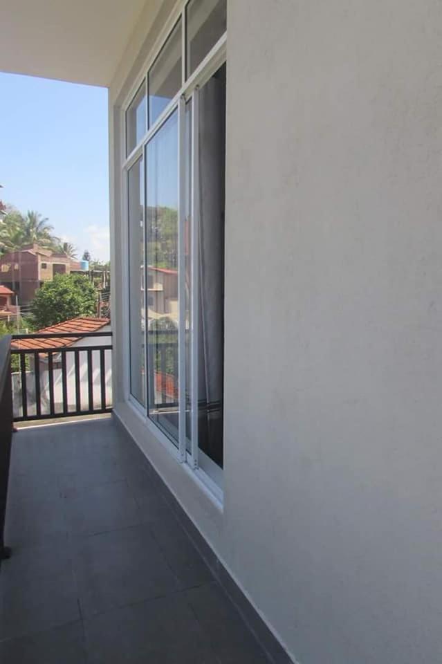 Red Chillies Tourist Inn Kandy Dış mekan fotoğraf