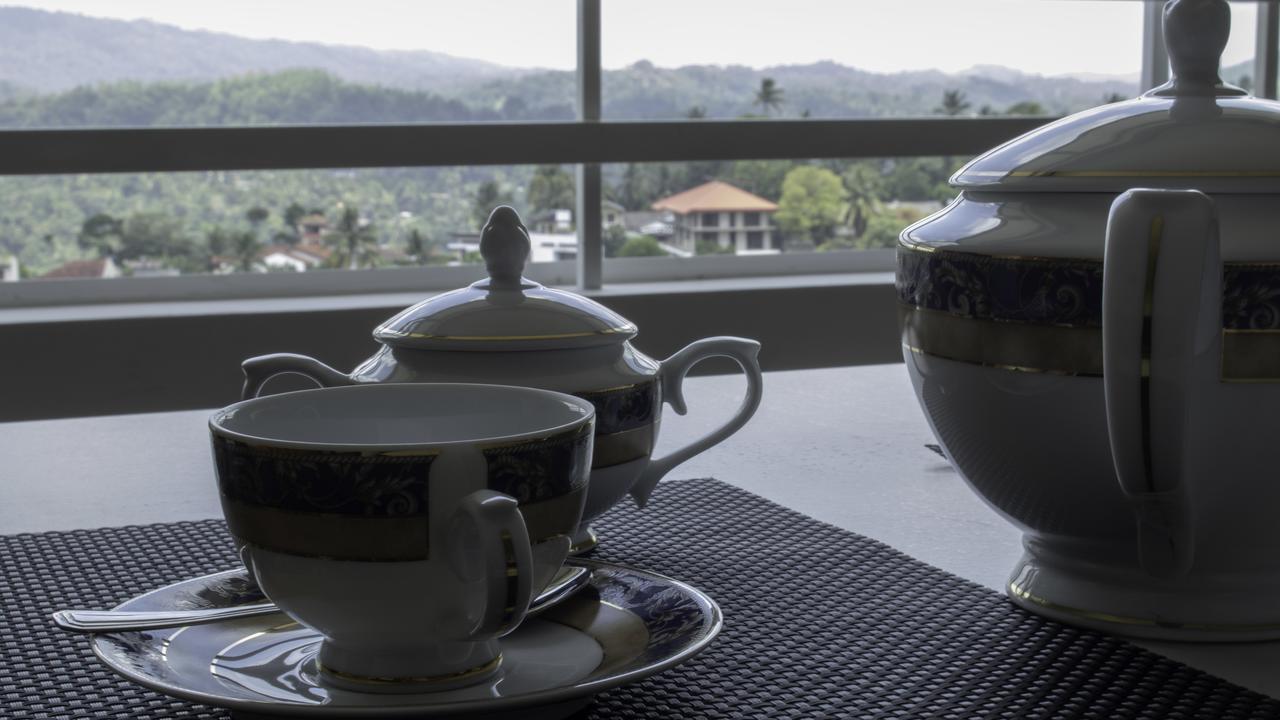 Red Chillies Tourist Inn Kandy Dış mekan fotoğraf
